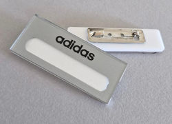 Cracha personalizado