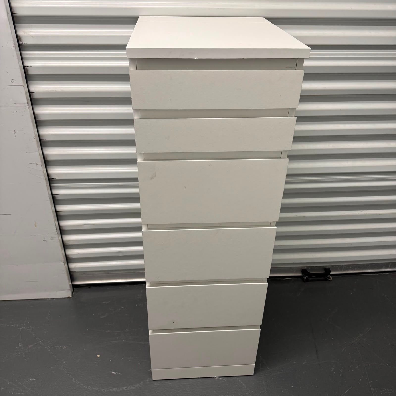 IKEA MALM tallboy chest of 6 drawers with open up mirror, in good condition.