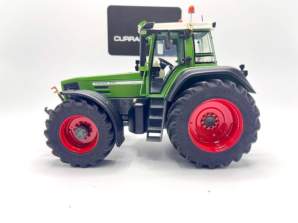 Thumbnail: Weise Toys Fendt 824 with Michelin XeoBib