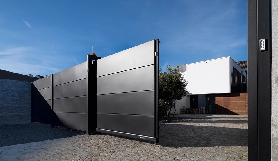 Electric-Sliding-Gate-Openers-3.webp