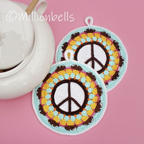 Thumbnail: Crochet pattern potholders peace sign