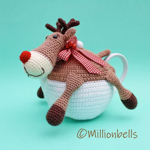 Thumbnail: Reindeer teapot cover crochet tutorial
