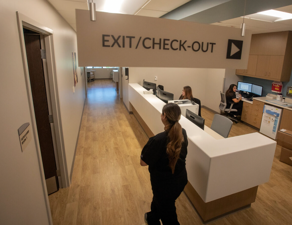 HealthCare Partners Nevada Women’s Health Center as seen on Aug. 1, 2019. (Jeff Scheid/The Nevada Independent)