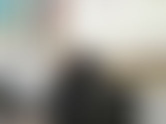 Empat Batang Lapan: Pengkisahan Dari Tirai Besi