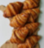 PLAIN CROISSANT