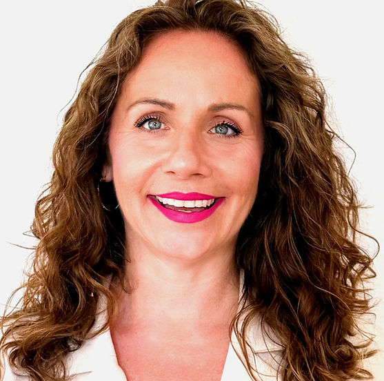 Nicole de Virgiliis Lachendes Gesicht.jpg