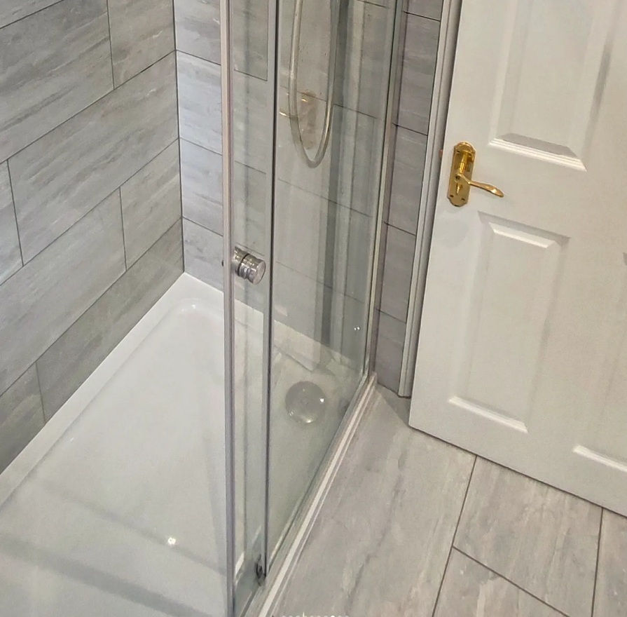 SmallBathroomRenovation-Woodley2