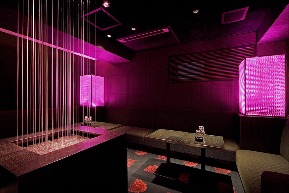 Film Fall - Entertainment & Stores