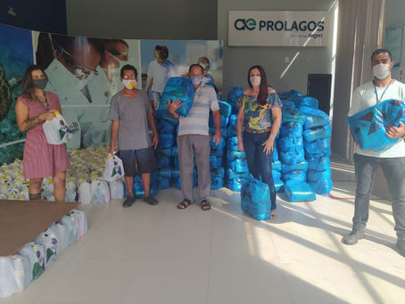 NOVA REMESSA DE CESTAS DE ALIMENTOS SÃO ENTREGUES A PESCADORES