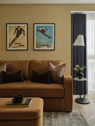 flexible hybrid room, interior design, home office inspo, limewash walls, sofa bed