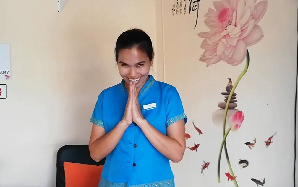 7. MASSAGE - Ann KHOOMTHONG & her team
