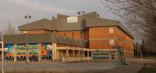 IESNicolauCopernic.jpg