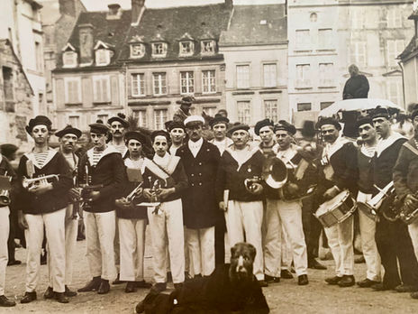 🇬🇬 𝐍𝐨𝐫𝐦𝐚𝐧𝐝𝐢𝐞, 𝐢𝐥 𝐲 𝐚 𝐭𝐨𝐮𝐭 𝐣𝐮𝐬𝐭𝐞 𝐮𝐧 𝐬𝐢𝐞̀𝐜𝐥𝐞...