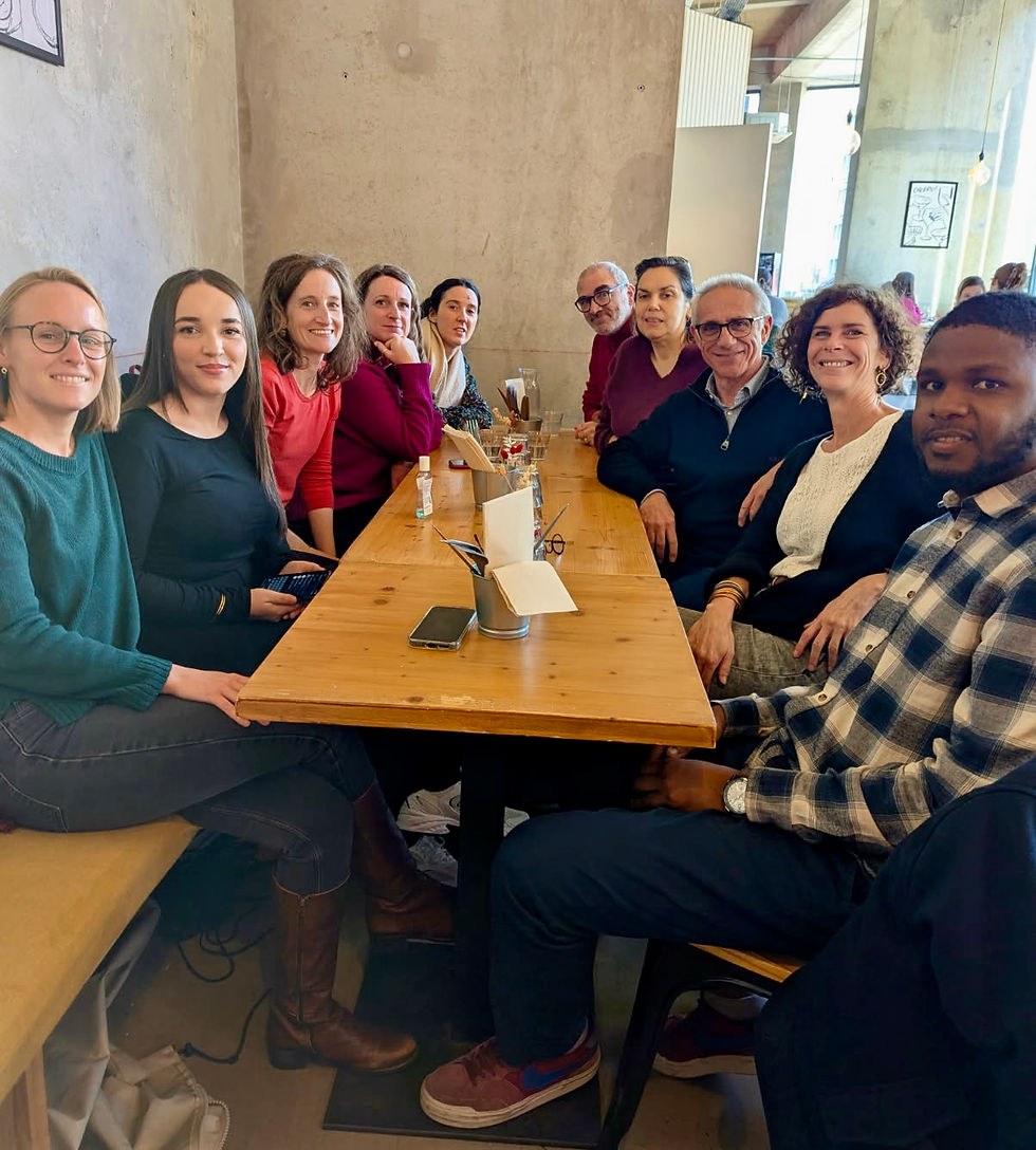 🎙️ 𝐂𝐡𝐚𝐧𝐠𝐞𝐫 𝐝𝐞 𝐬𝐜𝐞̀𝐧𝐞 𝐞𝐭 𝐠𝐚𝐫𝐝𝐞𝐫 𝐥𝐞 𝐬𝐞𝐧𝐬…