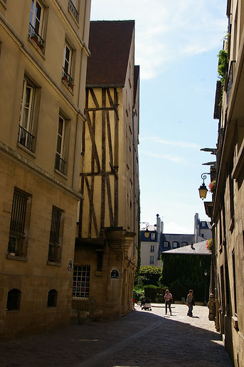 28 Old house at Le Marais.JPG