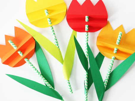 Accordion fold paper tulips with straws 🌹 Spring craft for kids