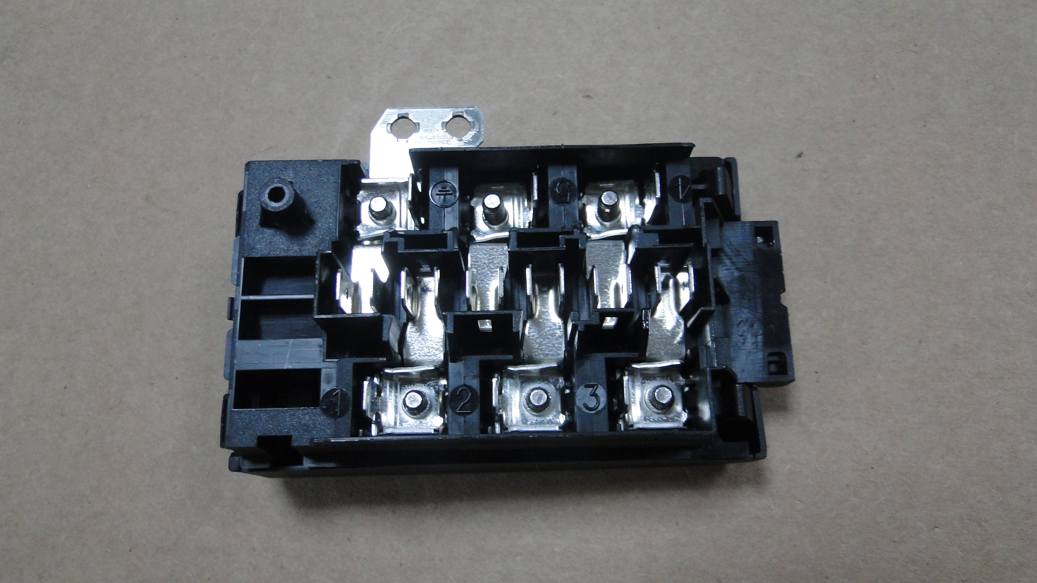 Клеммная коробка Hansa 8044014