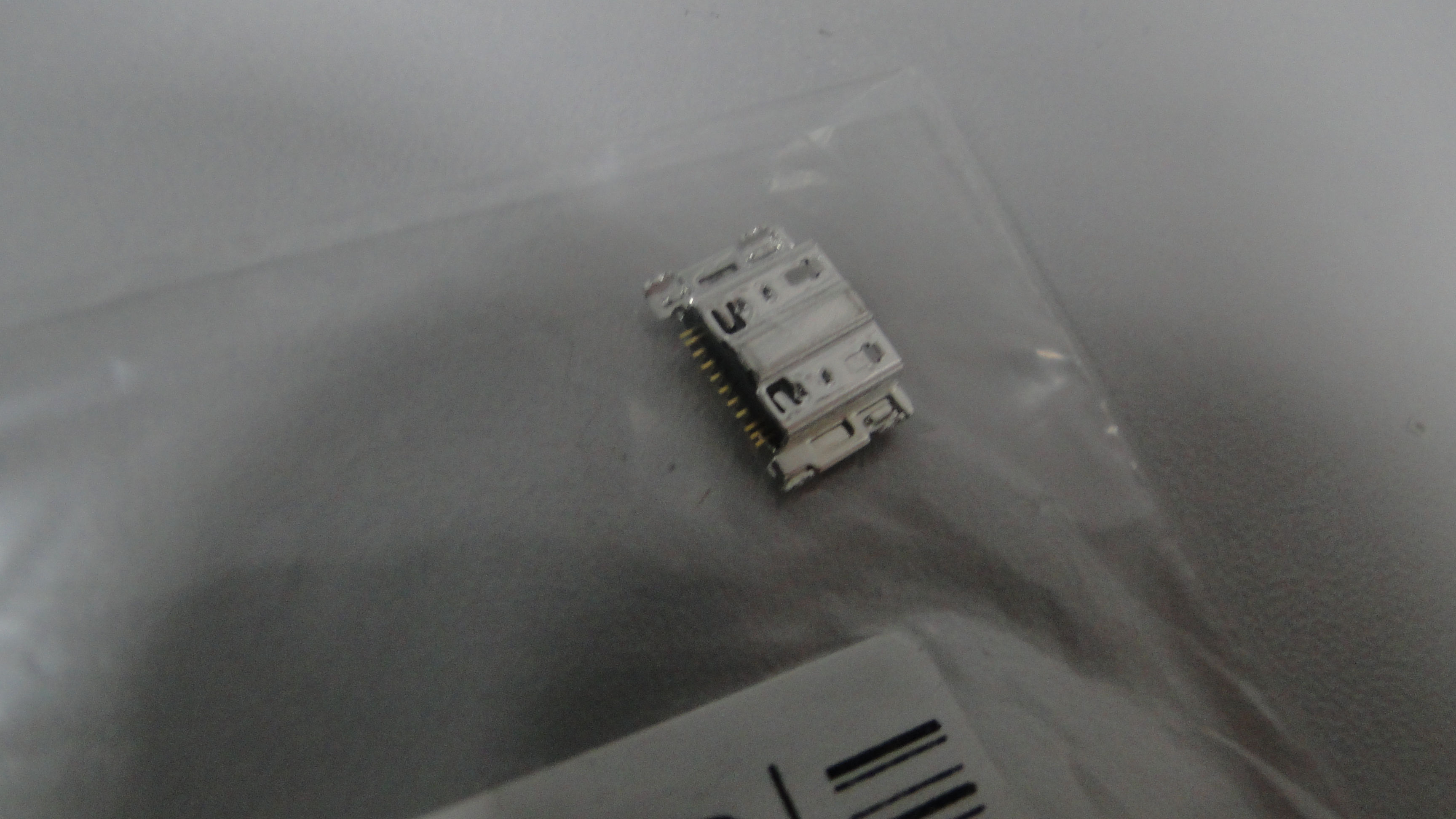 Разъем Samsung 3722-003761