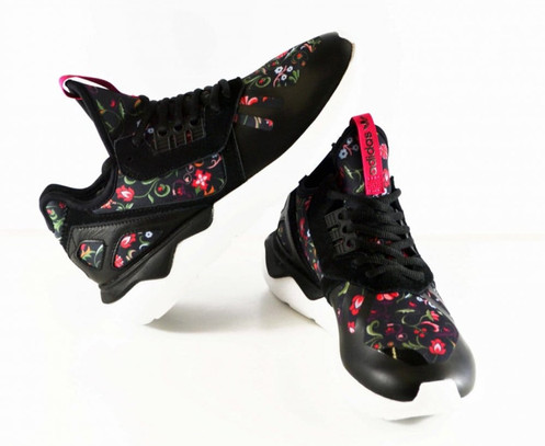 adidas tubular flower