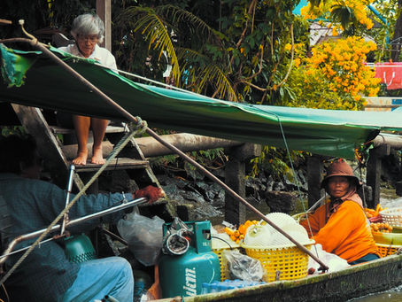 THAILANDIA - un viaggio in una simbiosi surreale tra caos e tranquillità