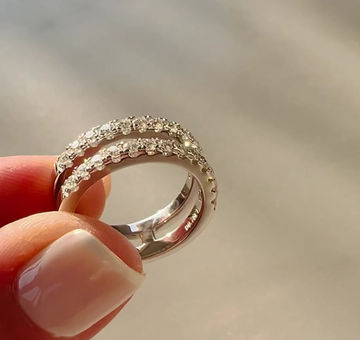 Miniatura: Anillo cintillo doble moissanitas
