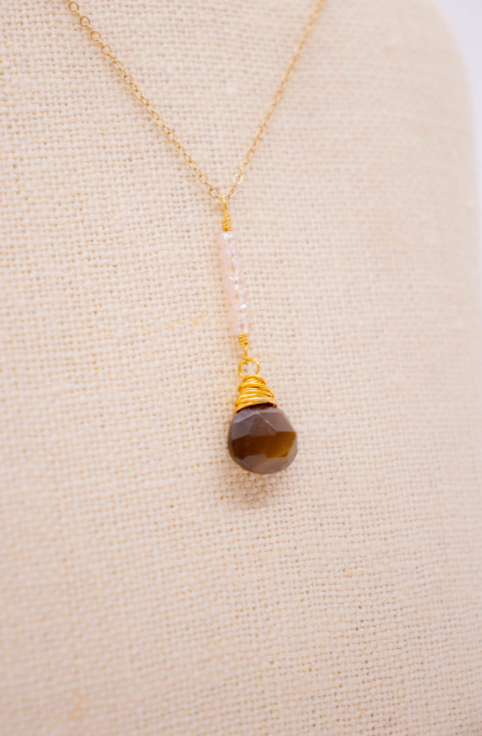 Thumbnail: Handwired Gold Necklace With Gemstones