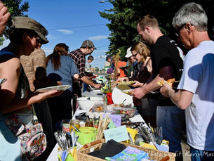 How to Host a Successful Neighbourhood Party