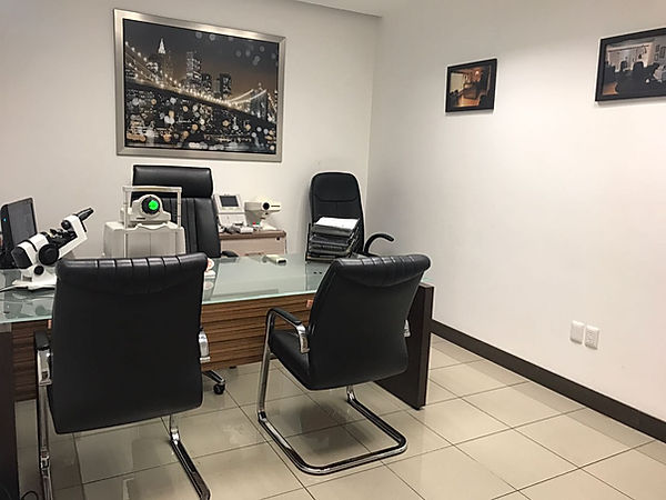 Consultorio oftalmologico del doctor Granados Soto en Oftalmologia Láser Guadalajara