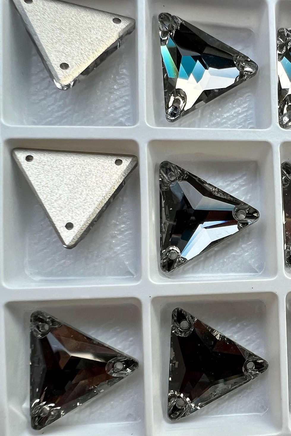 Thumbnail: Black Diamond Sew On Glass Crystal Triangle Rhinestone Set