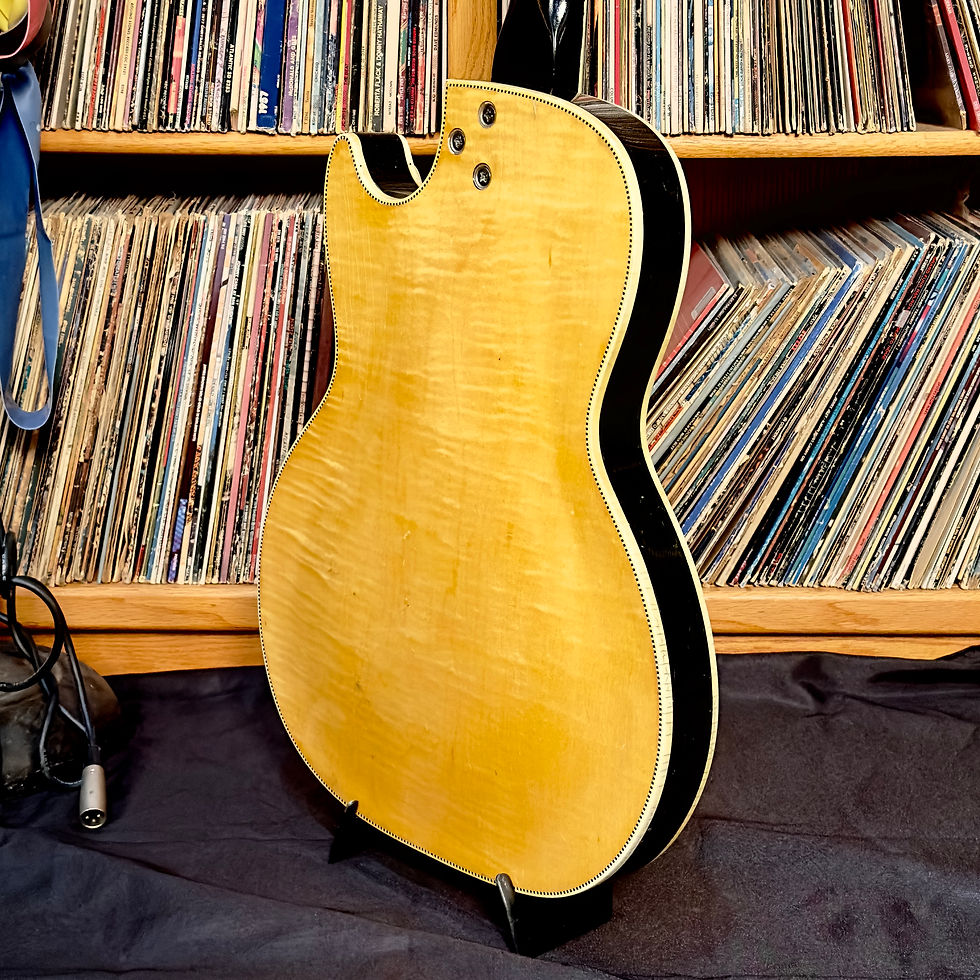 Thumbnail: Silvertone 1962 Silvertone Speed Demon 1445 Blond W/Case