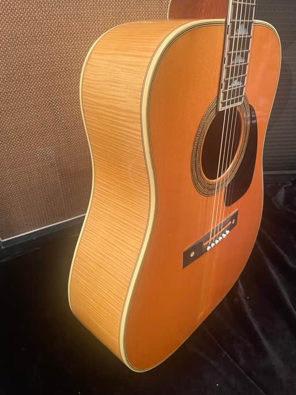 Thumbnail: Goya M-50 1960s - Blonde w/ Hard Shell Case