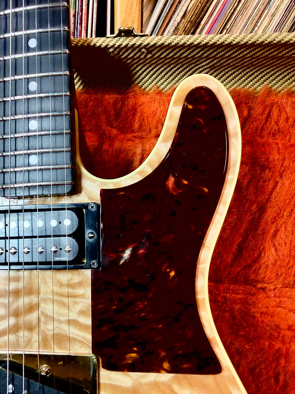 Thumbnail: 1993 FENDER CUSTOM SHOP TELEÇASTER • Country Artist • QUILTED MAPLE • Set-neck