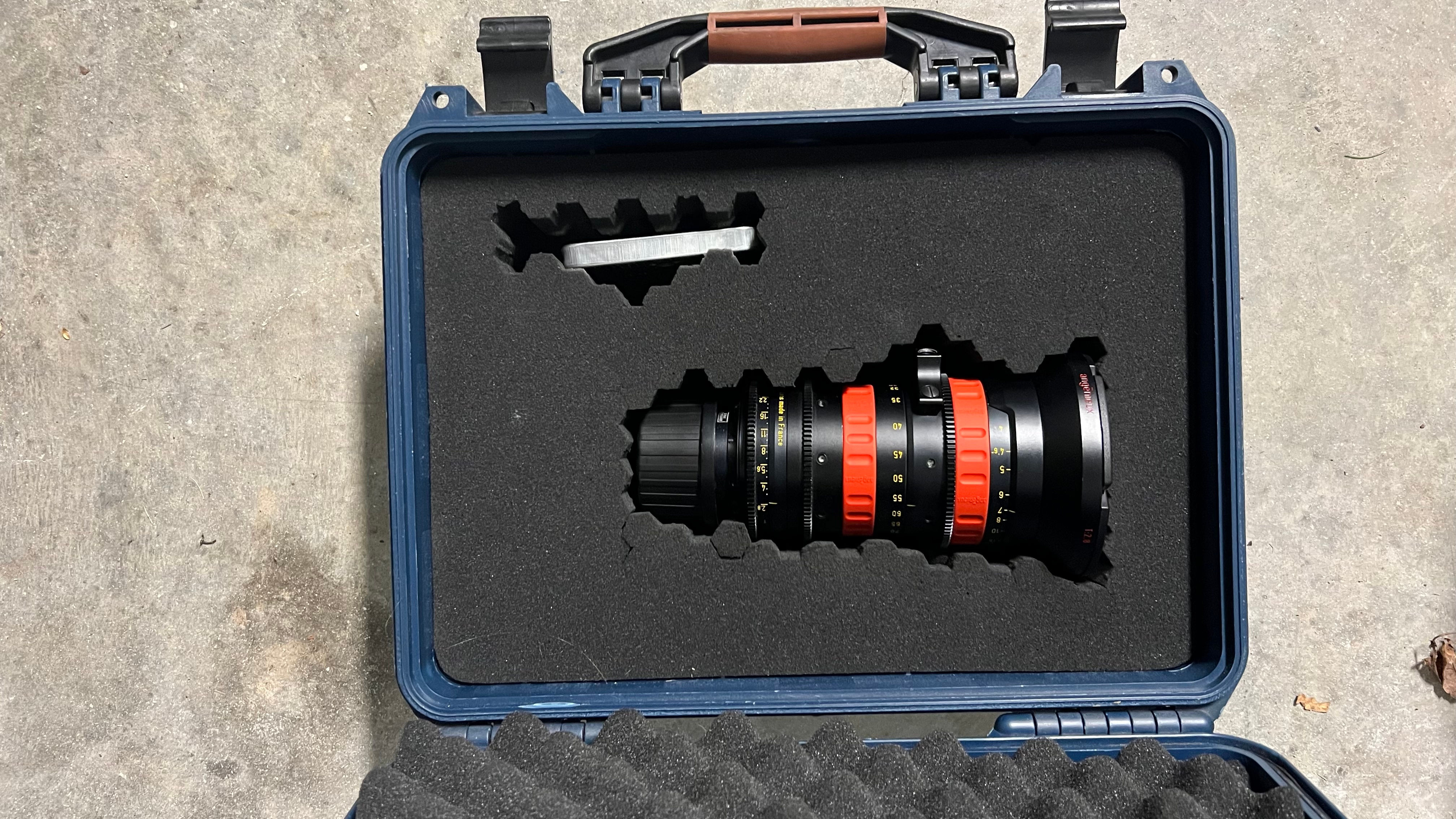 Angenieux Optimo 30-80 zoom