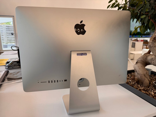 Apple iMac 21.5
