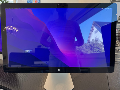 Apple LED Cinema Display 27