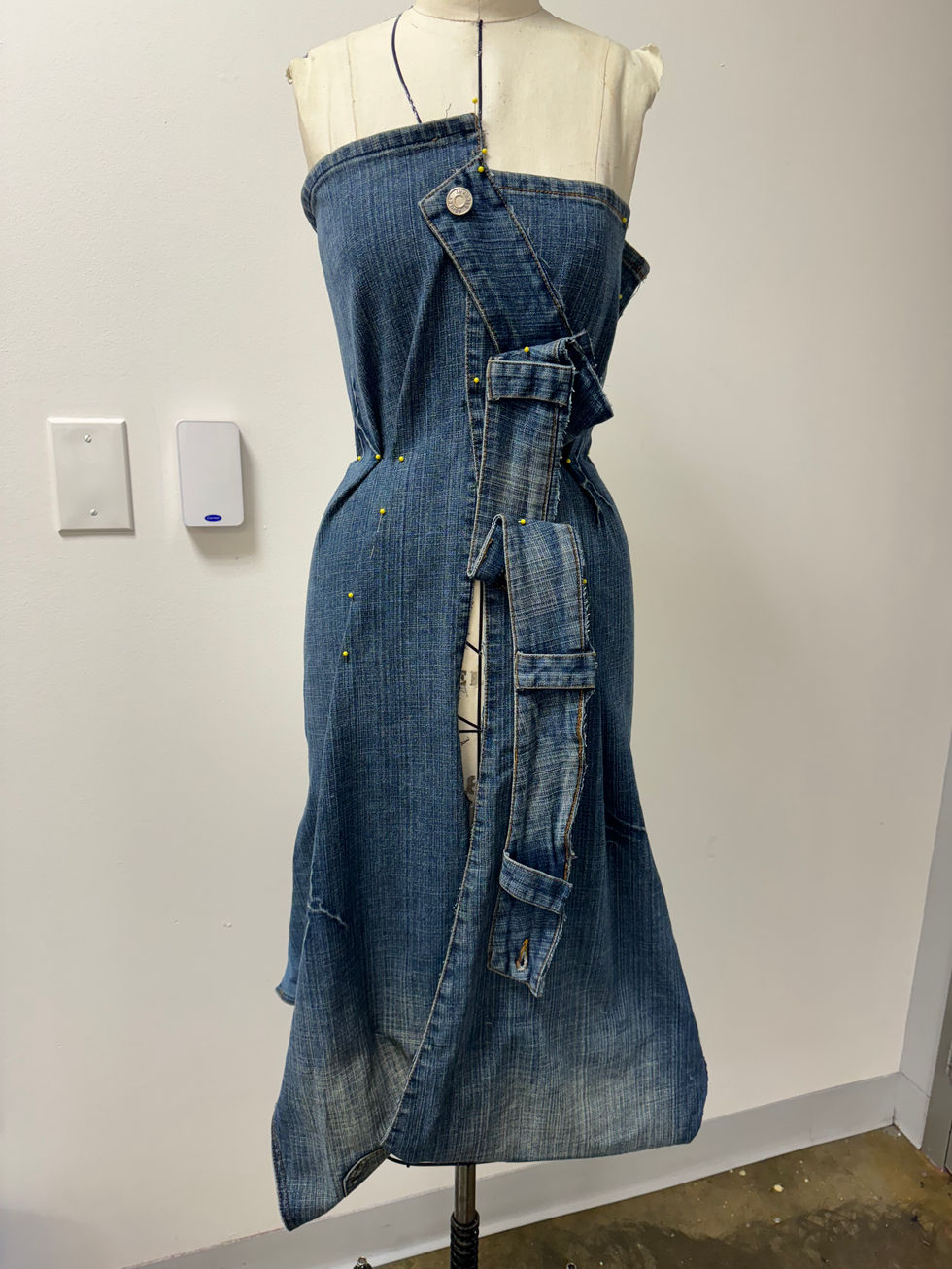 Drape 13/24, Upcycled Denim look, FASH110
