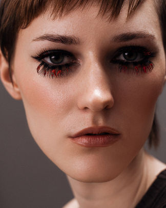 Beauty Makeup Skincare Photographer  Düsseldorf Germany Editorial Model Sedcard Portrait Studio