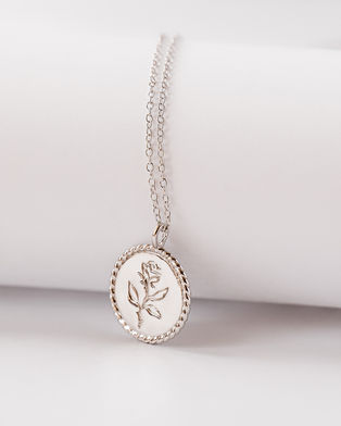 Product Commercial Advertising Photographer  Düsseldorf Germany Fashion Brands Labels Lookbook Campaign