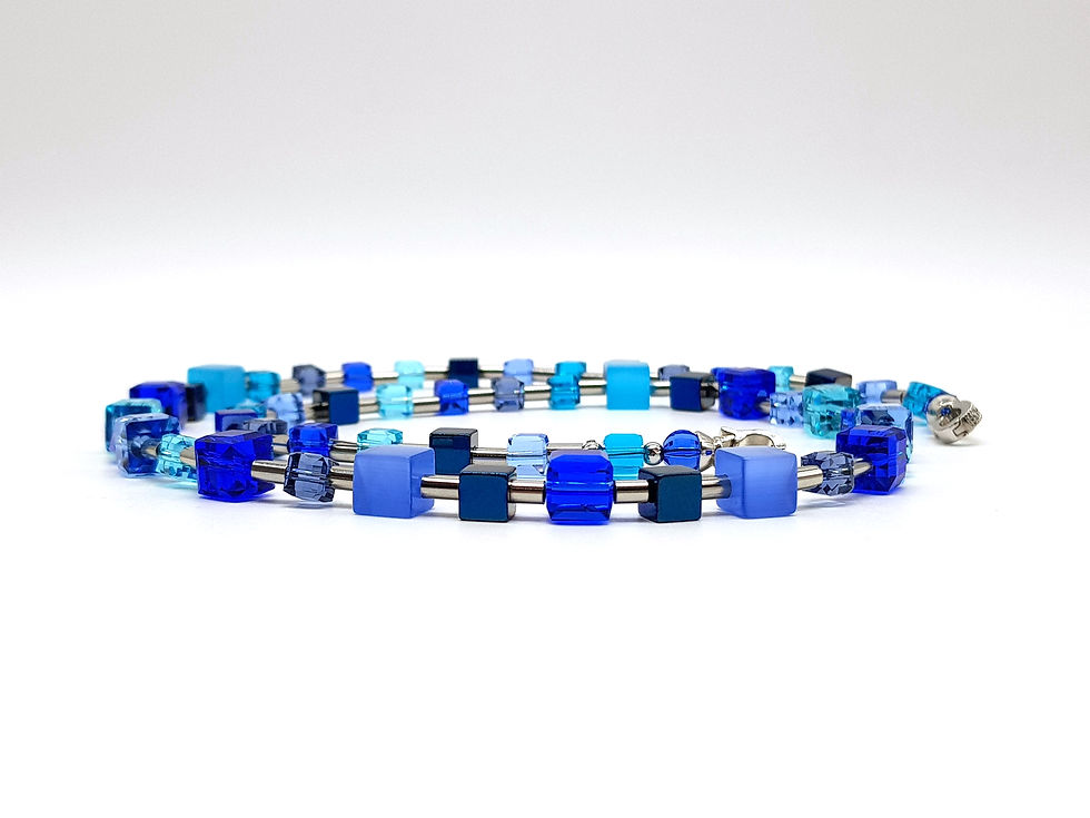 Thumbnail: Geo Cube Style Necklace