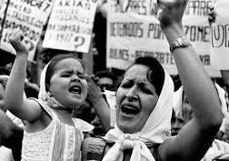 Día de la Memoria por la Verdad y la Justicia reflejando la lucha de las Madres y el recuerdo de los desaparecidos