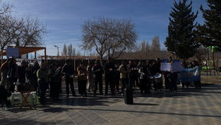 Porteros autoconvocados se concentraron en la Plaza Federico Cantoni de Rodeo y profundizan el reclamo salarial en Iglesia