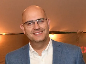 Marcelo Agulles se suma al proyecto Vicuña y refuerza el área de comunicación institucional