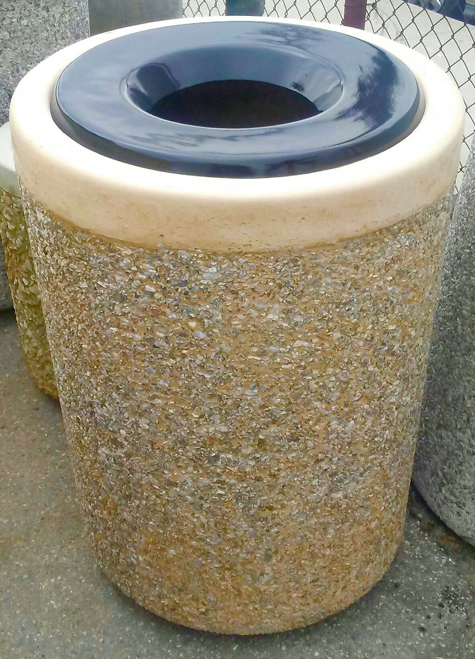 Waste Container w/ Flat Lid