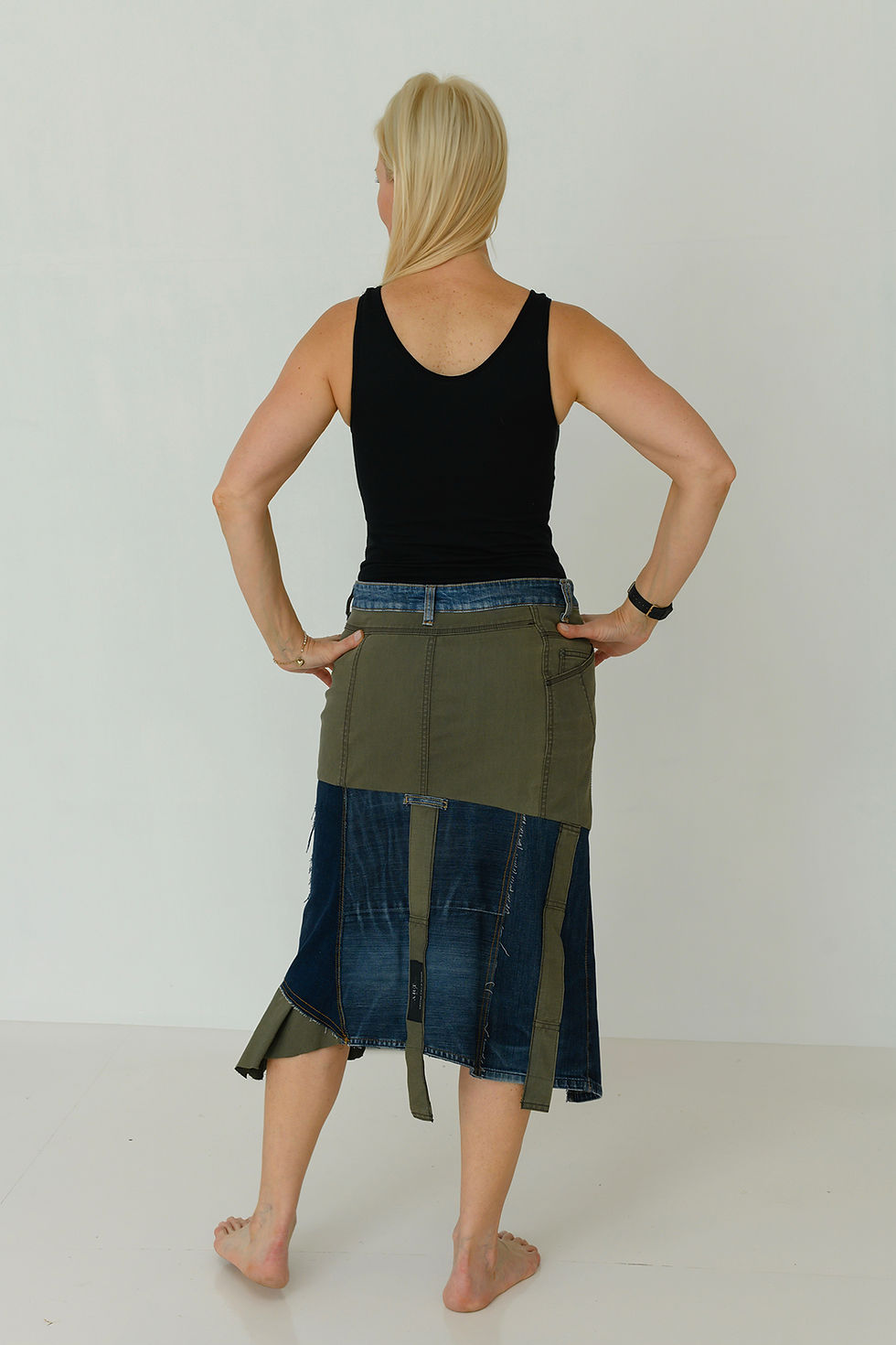 Sīktēls: Haki krāsas džinsu svārki