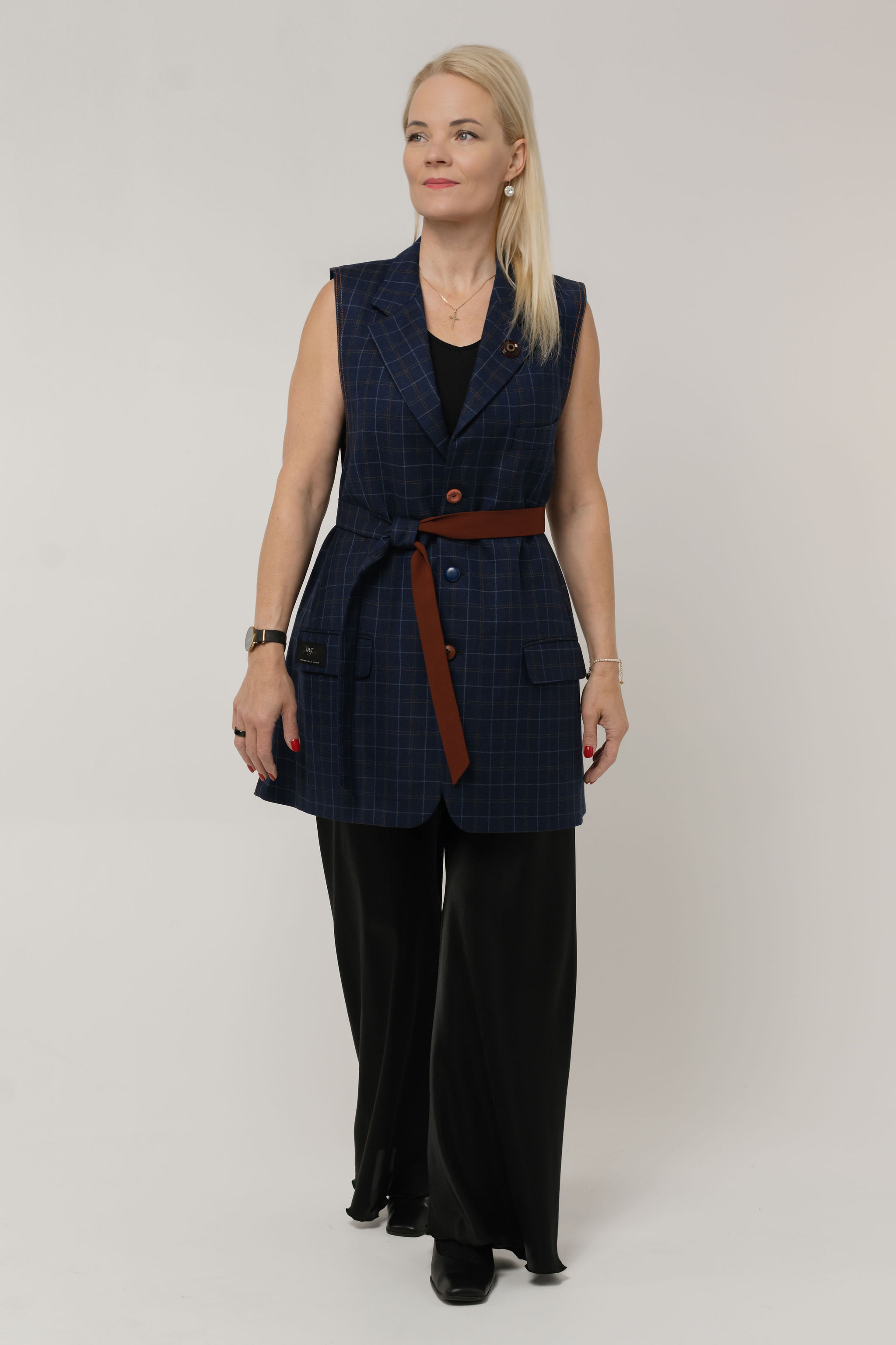 Blue checkered waistcoat with red belt