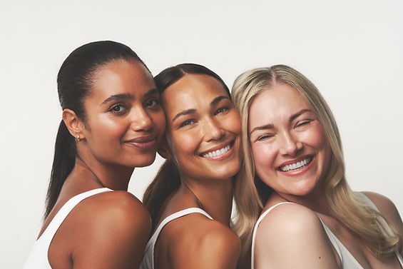 Model Gruppenbild 2.jpg