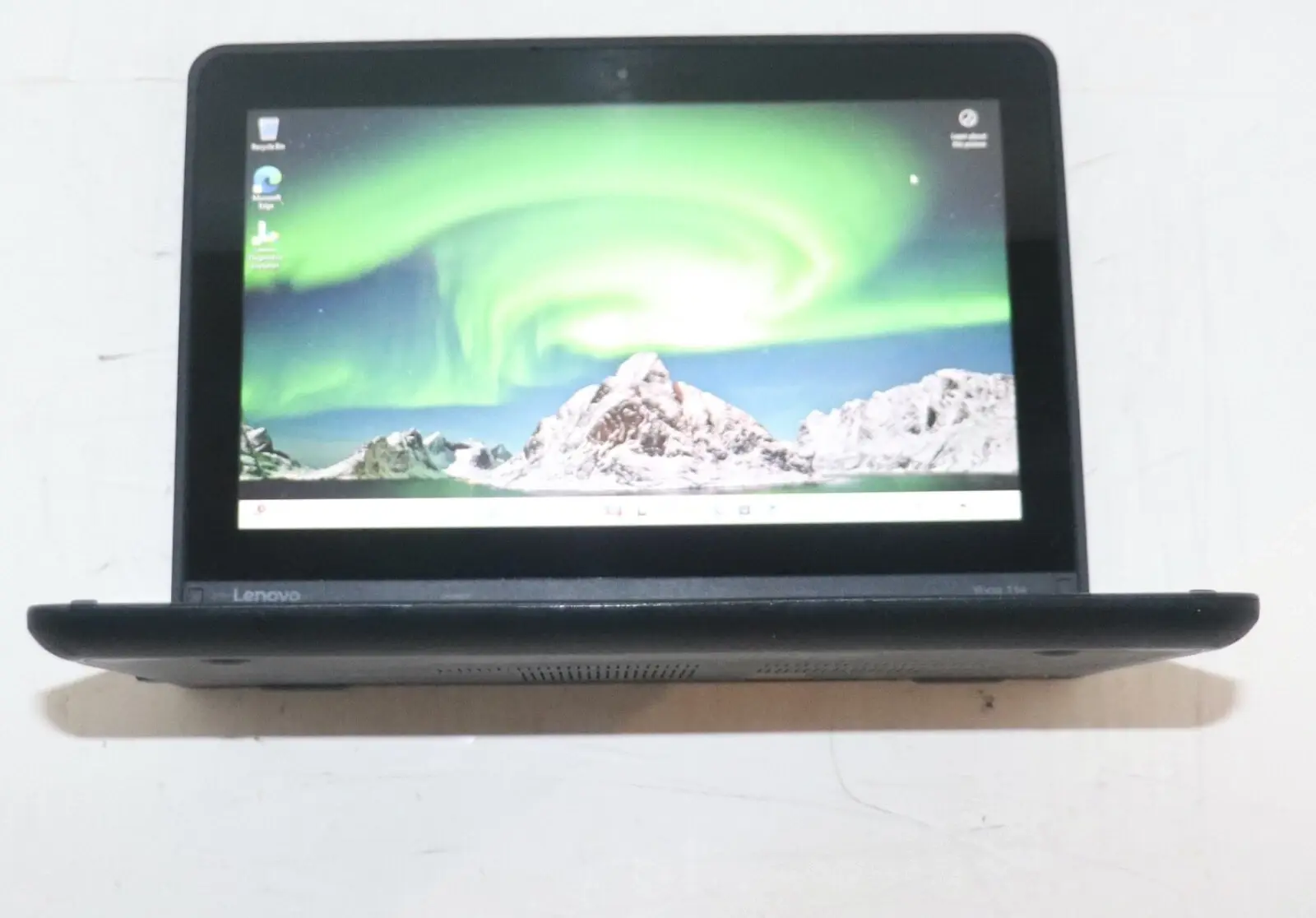 ThinkPad 11E Intel Celeron 1.9 Ghz Windows 10 256 GB SSD 4 RAM