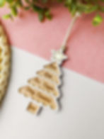 bola navidad en forma de arbol personalizada con los nombres de la familia regalo navidad