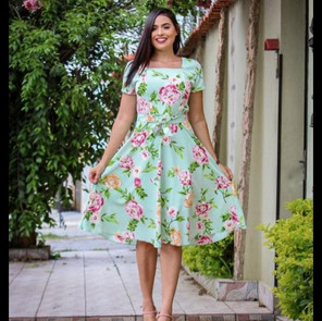 Vestido em Estoque
