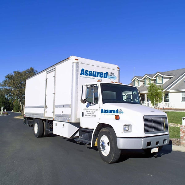 26 foot box moving truck